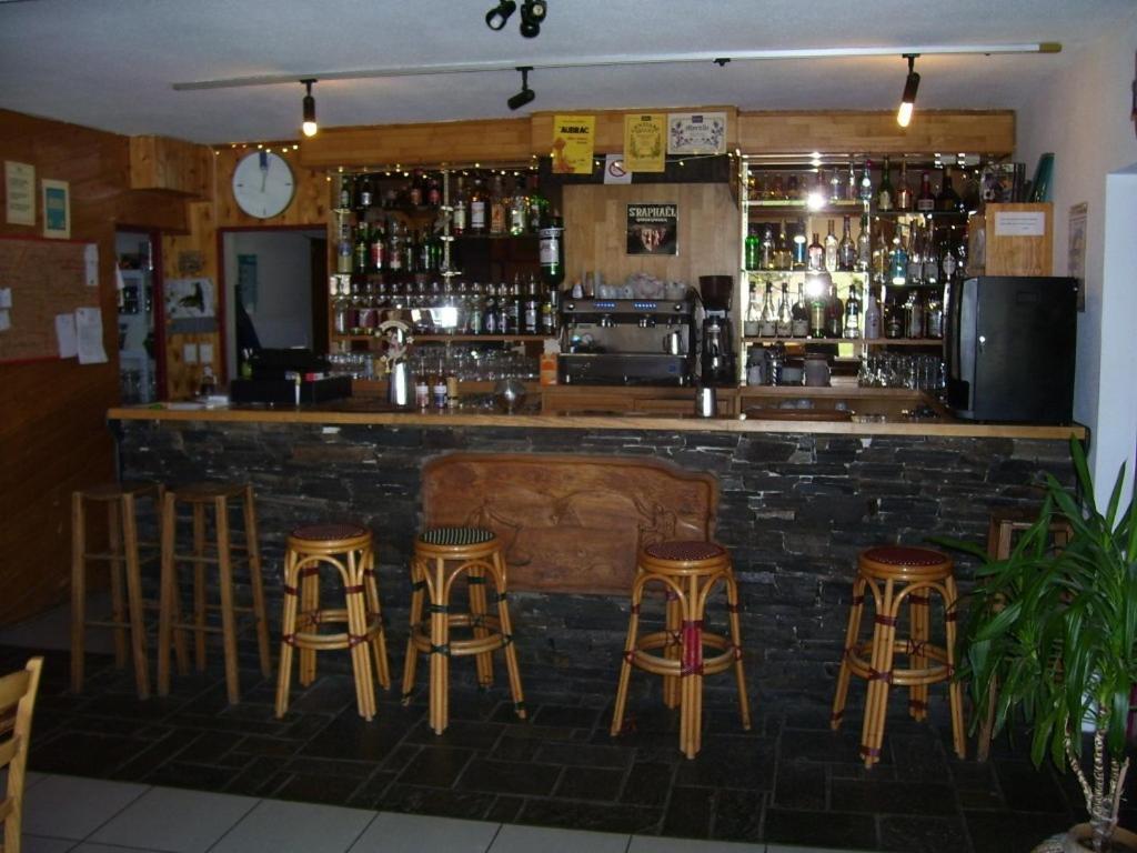 Hotel Le Refuge Mas-dʼOrcières Bagian luar foto