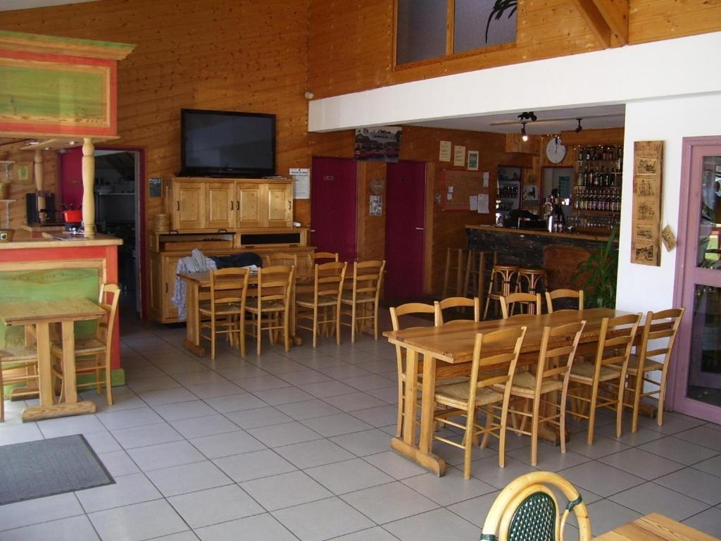 Hotel Le Refuge Mas-dʼOrcières Bagian luar foto